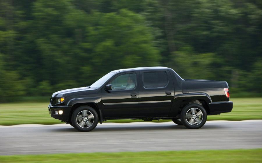  Honda Ridgeline Sport 2012 года  (фото 8 из 87)